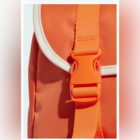 ADIDAS ORIGINAL FLAP BACKPACK - Picture 3 of 5